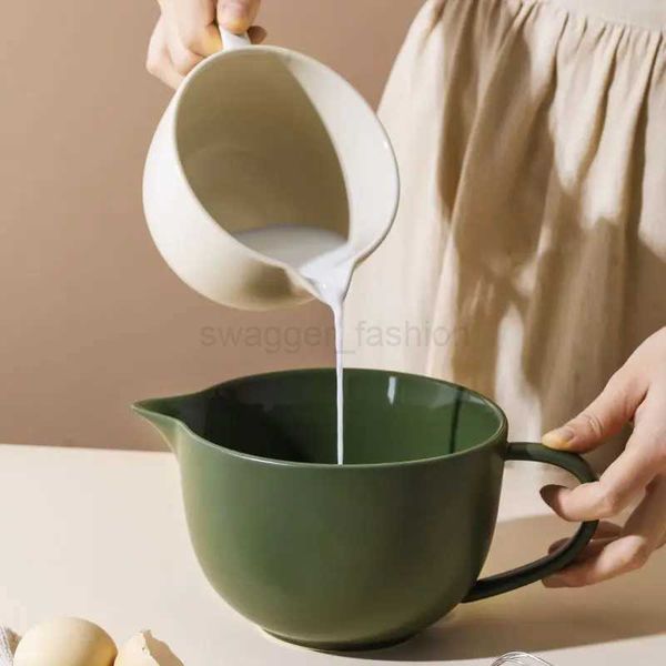 Ceramic Mixing Bowl with Handle and Pouring Spout Microwave Dishwasher Safe Large Capacity Kitchen Serving Bowl Baking ToolB270723
