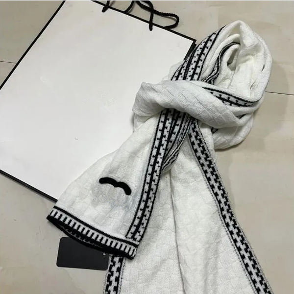 Women Designer Stylish Cashmere Scarf Full Letter Printed Scarves Soft Touch Warm Wraps Autumn Winter Long Shawls brown white A6459