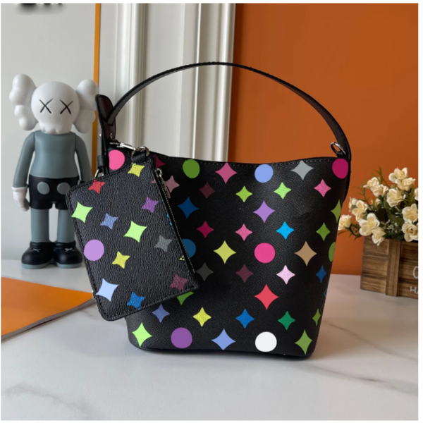 All In BB Bucket Totes Luxurys Designers Bags Colorful Jet Print Mini Handbag Croissant Wallets Bag Messenger Purse pouch Messenger Bag 18CM