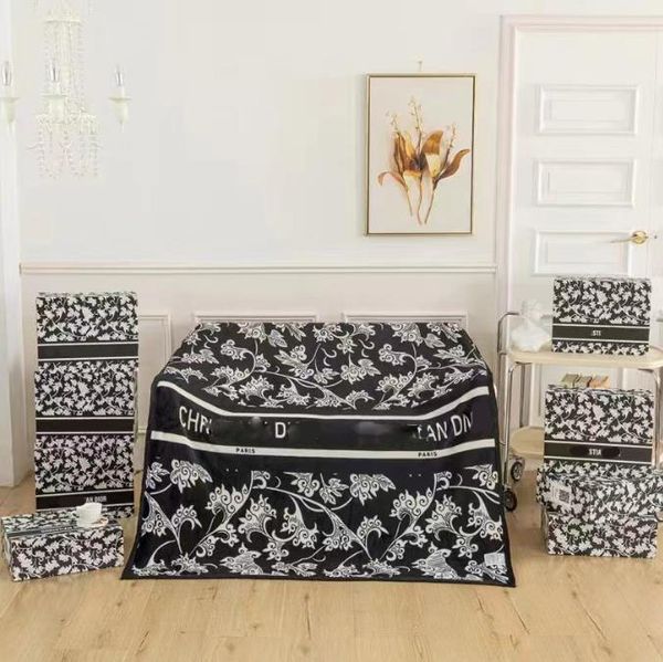 Luxury weighted blankets designer letter C Soft warm throw blanket living room office beach towels blankets