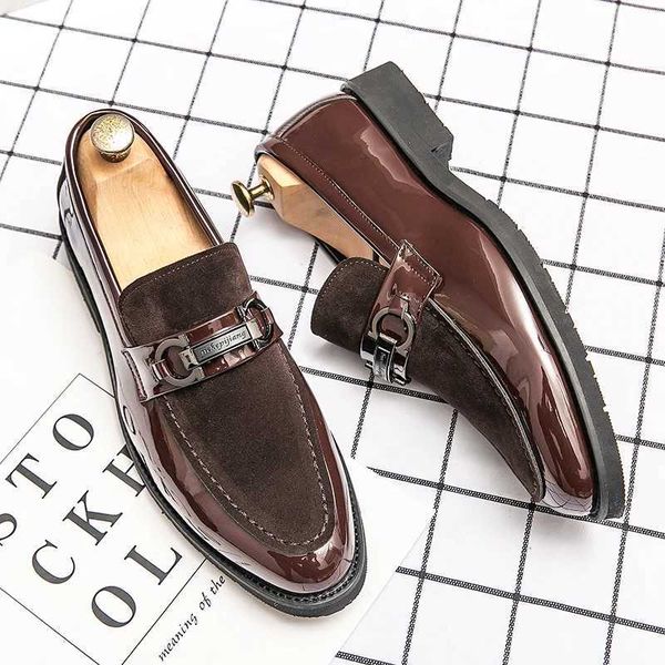Novo vestido masculino feito à mão Itália Paty Leather Wedding Designer Flats Oxford Party formal Shoes de condução casual para homens Soape