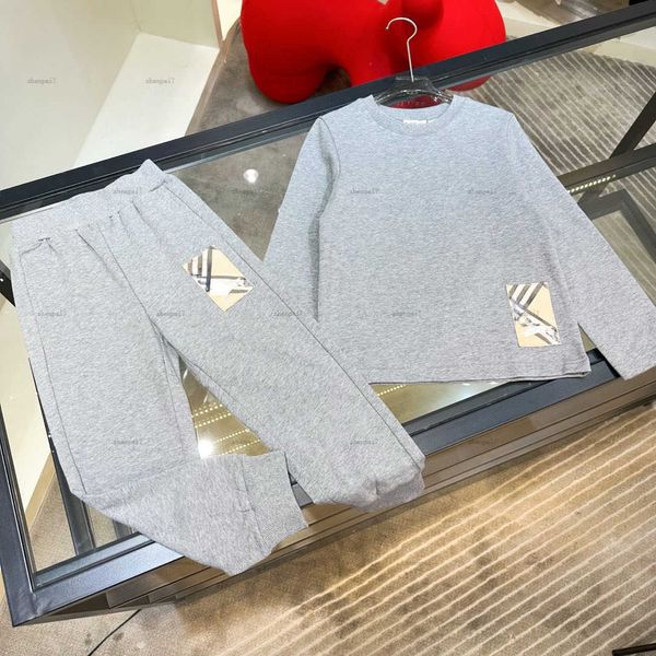 Top baby Hoodie suit Autumn child Tracksuits kids designer clothes Rectangular pattern printing crew-neck pullover and pants