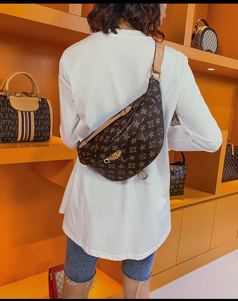 High Quality Designer Bumbag Crossbody Belt Pouch Waist Pack Purse Men Women Fashion Cross Body Bags Handbags Chest Bum Bag A2