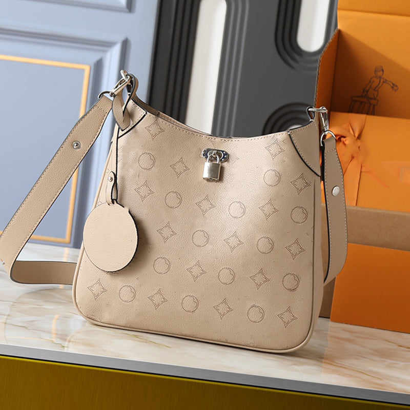 M14617 Large capacity Travel bags Women Luxurys Designers Totes Handbag Wallets Bag Messenger Purse Card Holder pouch Laptop Bag Messenger Bag 28cm