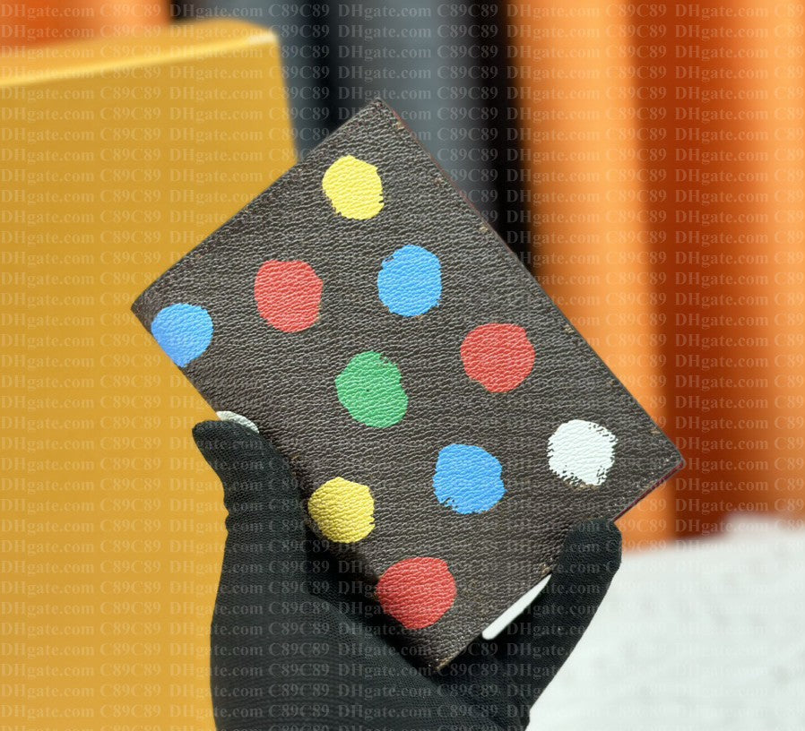 Designer Passport Purse Multiple Card Holders Credit Wallet Designers Passport Holder Men Women Fashion Passport Cover ID Business Pocket for Ladies