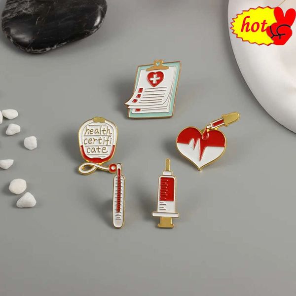 Stethoscope syringe thermometer record book to protect health Brooch Women Cute Coat Lapel Badge Broochs Men&#039;s Metal Pin Button