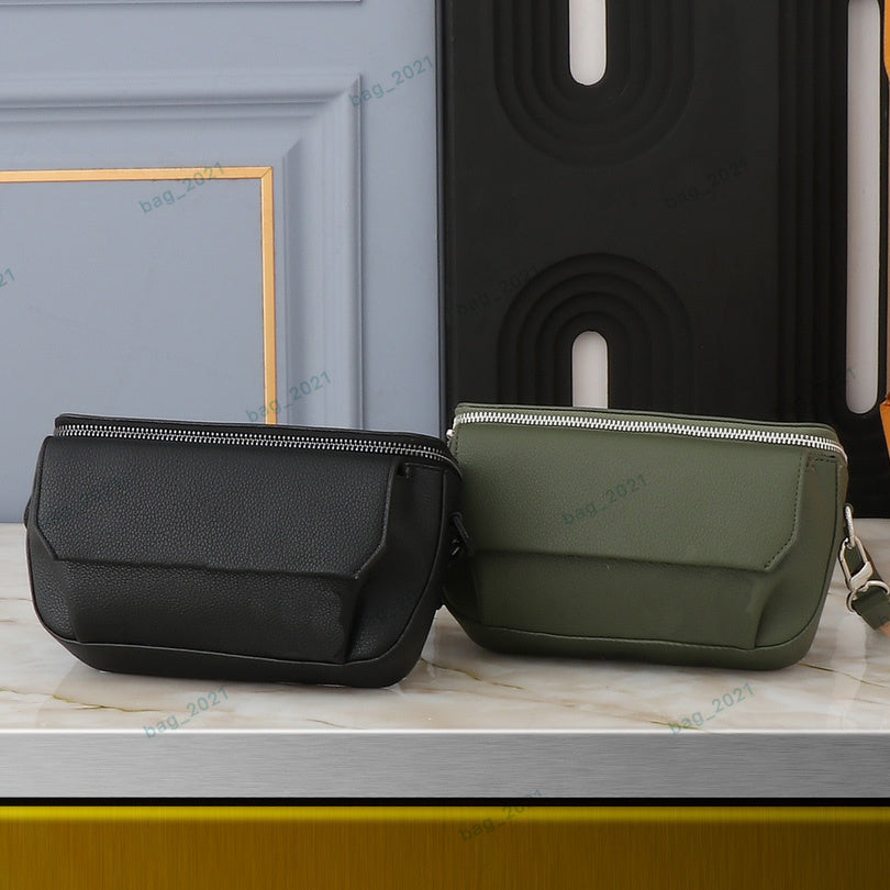 Men Fashion Casual Designer Luxury Pilot Wearable Wallet Bag Messenger Bags Crossbody Shoulder Bag Totes Handbag Top Mirror Quality Pouch Purse M835