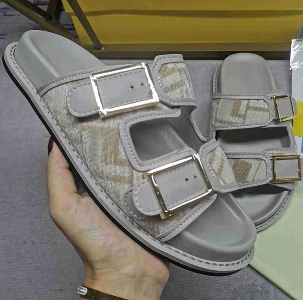 A10 beach summer Slippers sandal luxury sandals women sandals Outdoor shoes mens designer slides designer sandals women sandal designer casual shoes