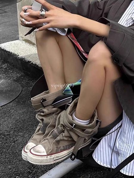 Small niche shoe design graffiti belt buckle high top board 2024S designer spring new versatile women sports shoes pants stack short boots