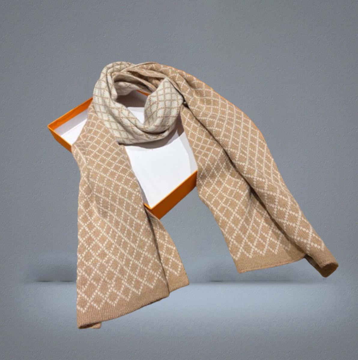 2021 High Quality Luxury Men039s scarf knitting Letter Plaid Stripes men designers winter scarfs cashmere sciarpe echarpe homme9356680