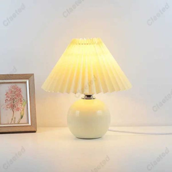 Korean Pleated Table Lamp Lights Ceramicrattan Table Lamp for Living Room Home Decoration Tricolor LED Bulb Vintage Bedside Lamp Z250211