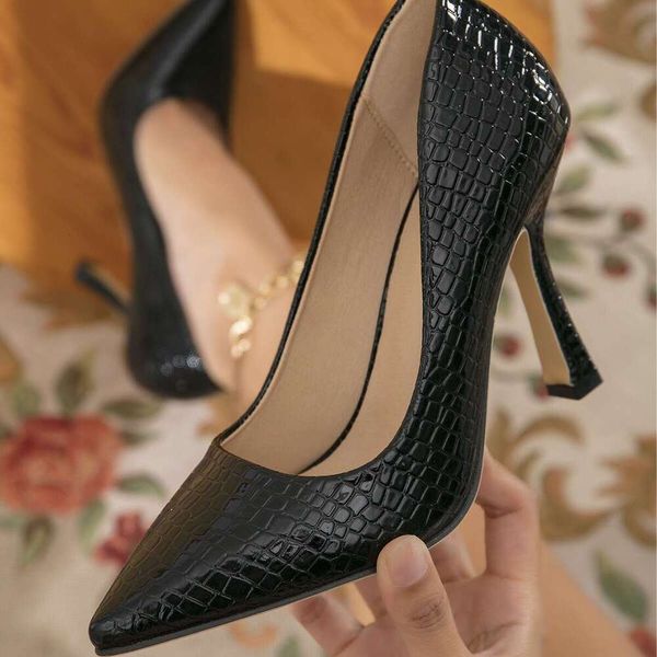 2024 Black Spring and Autumn Stiletto High Heels Pointed Shallow Mouth Single Women&#039;s Shoes Large