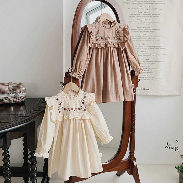 Vintage Girls Dress Embroidery Stand Collar Spring Autumn Ruffle Long Sleeve Elegant Casual Child Girl Vestidos 3-8Y OutfitM240722