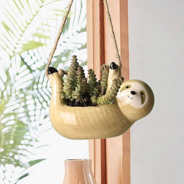 Planters Pots 1Pcs Ceramic Hanging Plant Pots Scindapsus Chlorophytum Hanging Flower Basket Flower Pot Cartoons Animal Vase Garden Decoratio