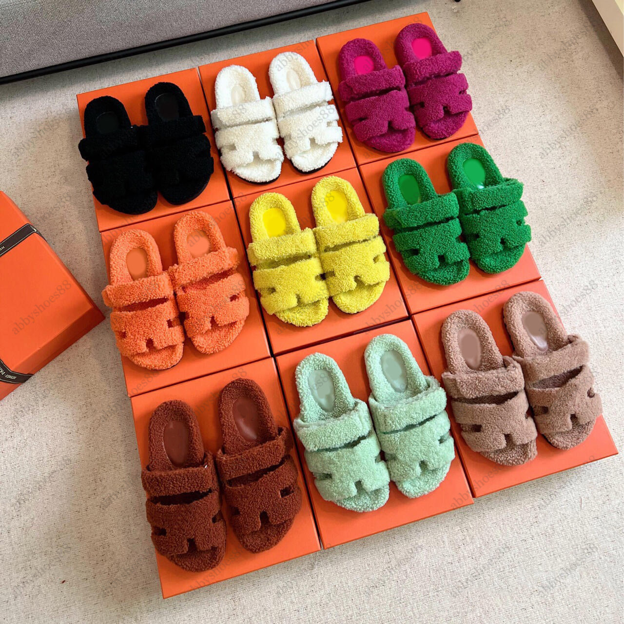 Luxury fur slippers Chypre slides Designer Women&#039;s Winter outdoors Flat wool shoes furry Fluffy shearling slides slippers Chypre Home sandals r