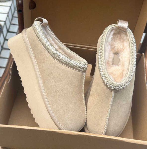 Designer Sandals Tazz Slippers Luxury Slides Mustard Platform Classical Sheepskin Boots Slip-on Shoes Suede Upper Wool Winter Outdoor Street