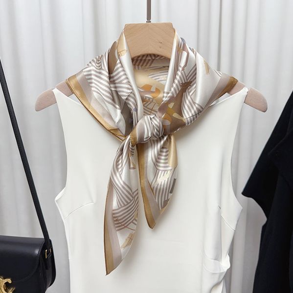 22 1style Silk Scarf Head Scarfs For Women Winter Luxurious Scarf High End Classic Letter pattern Designer shawl Scarves New Gift Easy to ma