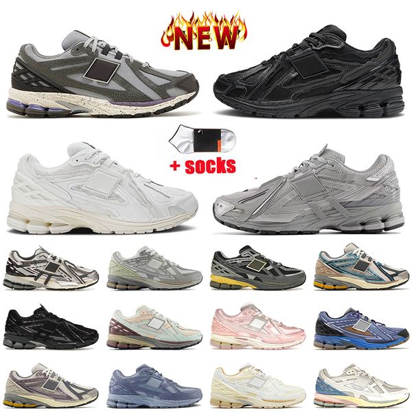 Novos homens de moda Suede Designer de couro Running Protection Shoes Mesh Triple Black White Metallic Cordura Silakers Carbon Runners Sport