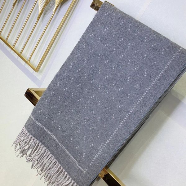 Fashion Stylish Womens Cashmere Scarf Full Letter Printed Designer Scarves Soft Touch Warm Wraps With Tags Autumn Winter Long Shawls