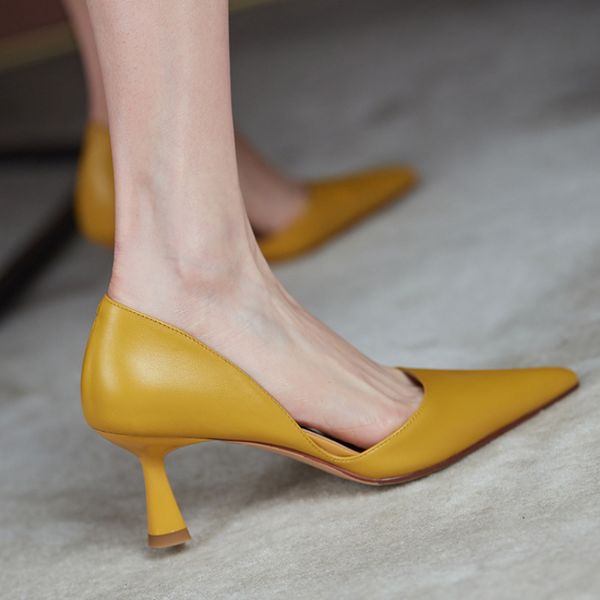 French Medium High Heels Women Spring New Elegant Thin Heel Sandals Retro White Versatile Single Shoe Banquet Work Leather Shoes