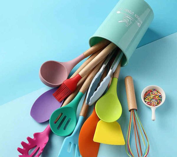 Kitchen Color Silicone Kitchenware Set Non stick Pot Cooking Spoon 12 sets Kitchen Utensils Beech Handle Spoon X240919