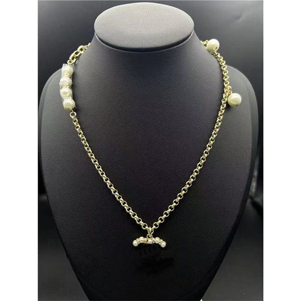 Drill the pearl necklace 18 Style Wholesale Luxury Designer Pendant Necklaces Brand Double LetterChain Plated Crysatl Rhinestone