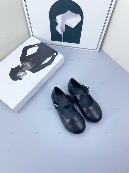 Classics girls shoes kids Leather shoes Size 26-35 Including shoe box Princess shoe high-quality baby flat shoes