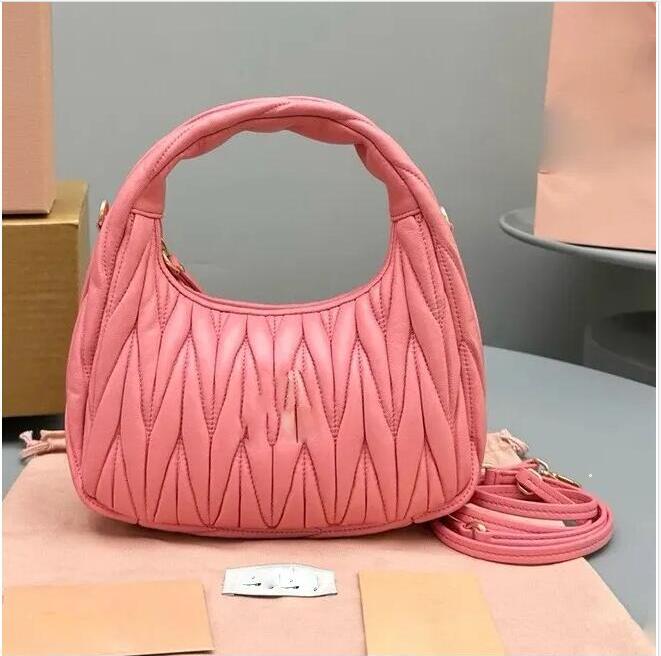 Mens Wander Matelasse tote Designer shoulder bag Top quality Womens handbag strap purse hobo clutch half moon Underarm bags Leather armpit Crossbody