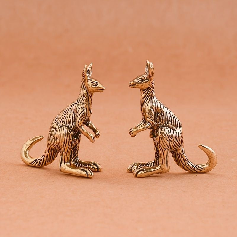TEMU 2pcs Vintage Metal Giraffe And Kangaroo Figurines, Decorations Suitable For Home Office Desk, Holiday Decoration, Miniature Landscape Ornaments,