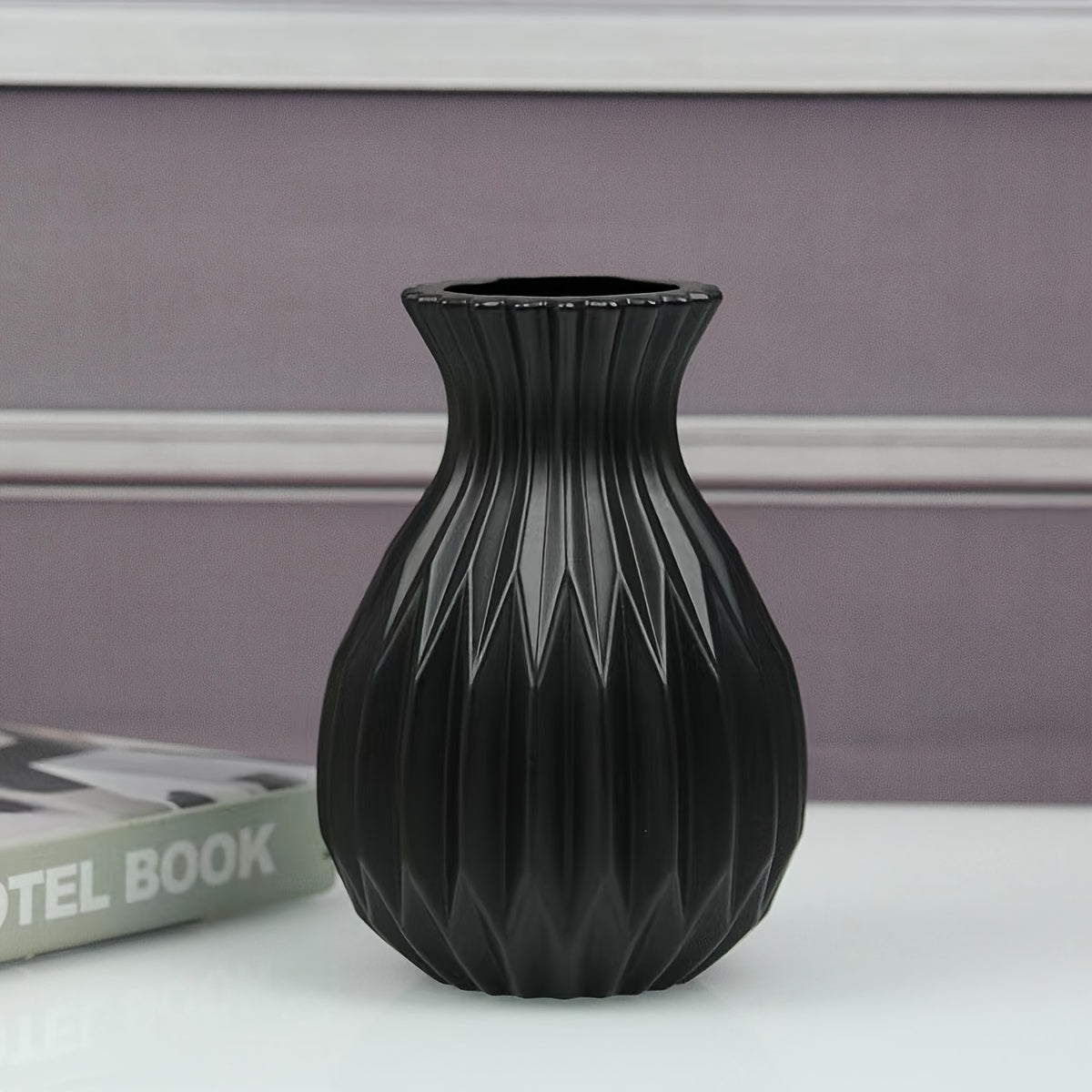 TEMU Chic - Ceramic Look Vase For Dry Flowers - Home & Cafe Decor, Round Striped Design, Water Nourishing, Flower Arrangement Ornaments, Living Room