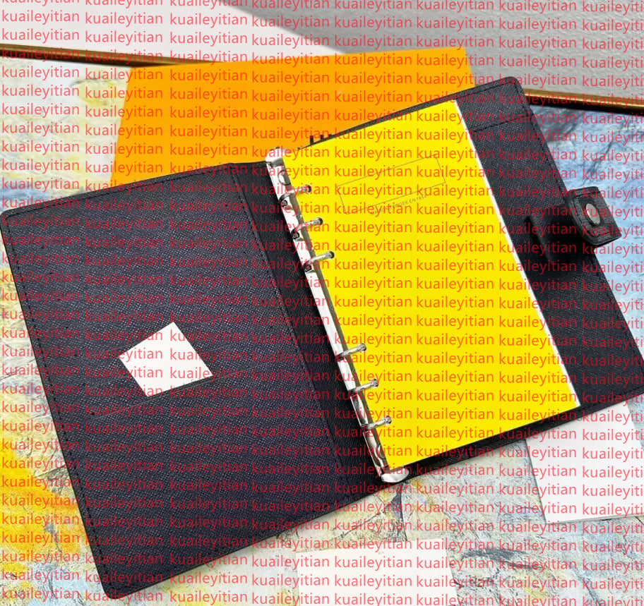 2025 Designer Large DESK AGENDA COVER Holders Memo Planner Men Women Notebook Diary Agendas Protective Case Card Passport Holder Wallet Desktop Note