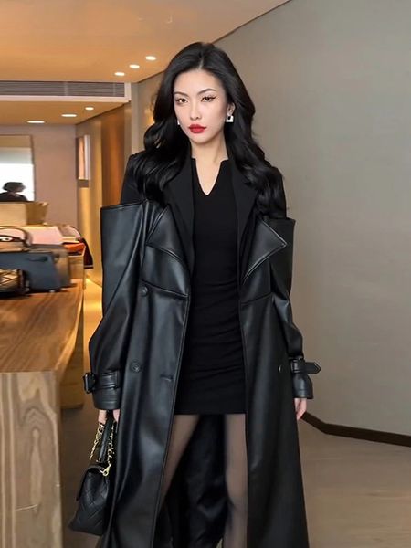 LaUtaro Autumn Long Black Patchwork PU Couation Casat for Women Double Basted Loose Filish Designer Clothing