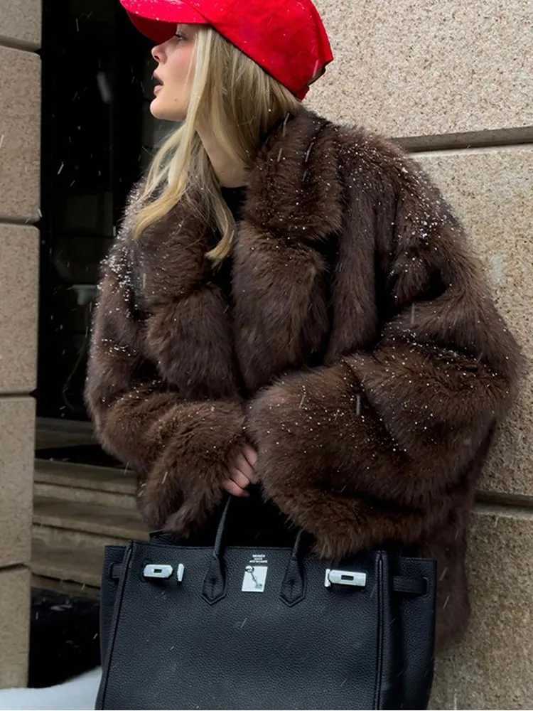 Women&#039;s Fur Faux Fur Womens Fashion Fluffy Faux Fur Coat Elegant Thick Warm Collar Long Slip Short Jacket New Retro High Stripe Coat Y2411156AJ