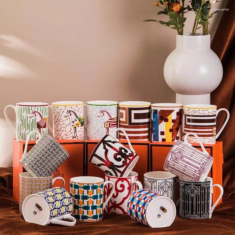 High-end Mugs Porcelain Mug Cafe Tea Milk Cups Bone China Coffee Drinkware Water With Golden Spoon Birthday Gift Arrival