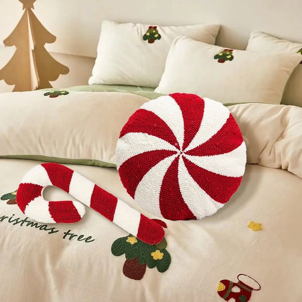 Christmas pillows candy bars throw pillows cradles soft and comfortable decorations cute pillows winter home sofa cushions 241024