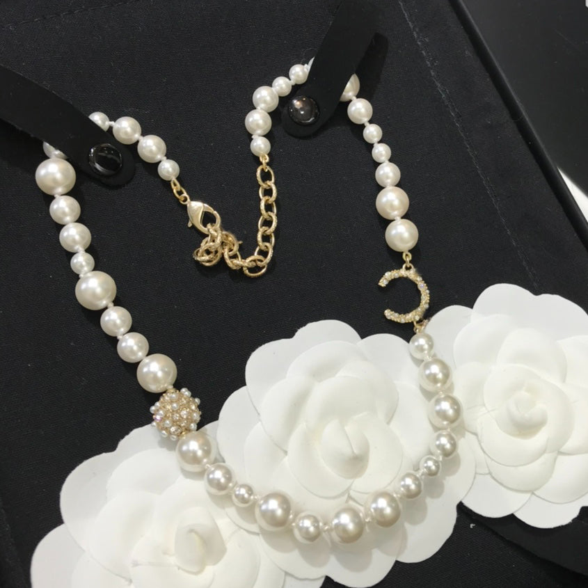 Fashion Letter Diamond Brand Pearl Pendant Necklace Designer Women Choker chain Party Wedding Gift Necklace 18K Gold Plated Jewelry