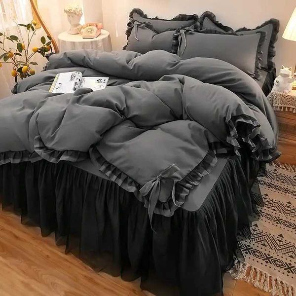 Three Piece Bedding Set Pure Polyester Silk Satin Quilt Cover Double Queen King Size Bedding Duvet Cover Bed Sheet Set PillowcasXJ241015