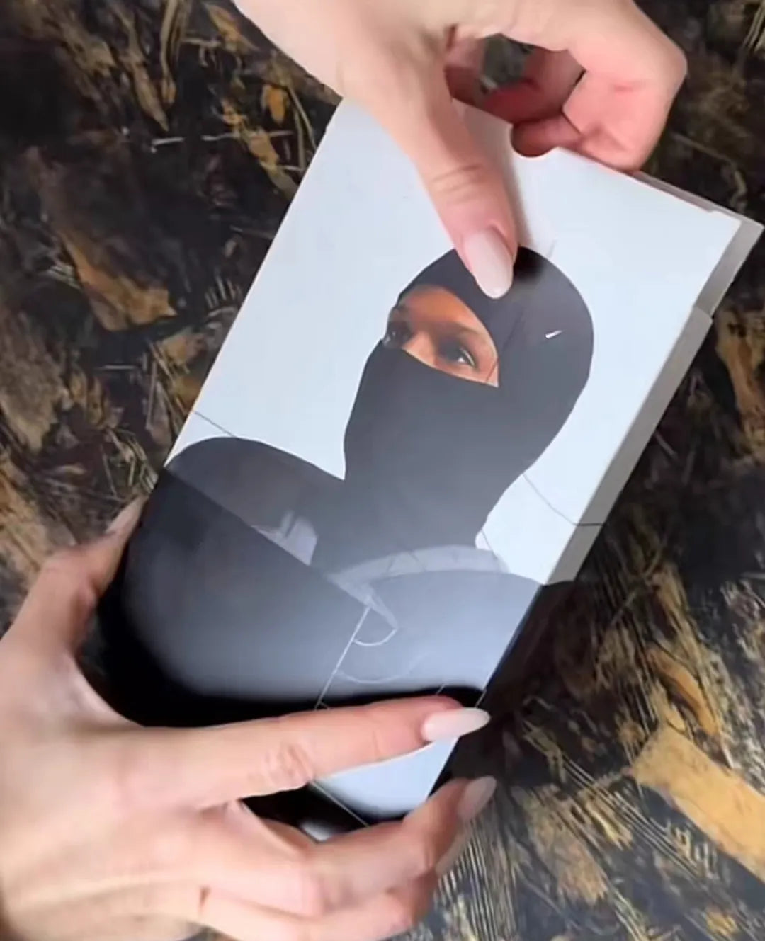 Outdoor Casual Ski For Black Designer Brand Sports Face Mask Winter Hat Bonnet Men Fashion Neck Gaiter Head NO BOX