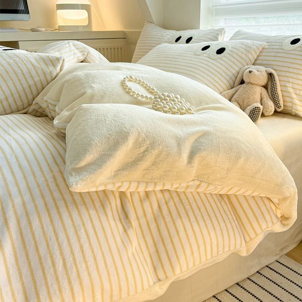 2x2.3M Warm Flannel Bedding Set 4pcs Minimalist Yellow Stripe Design Bed Set