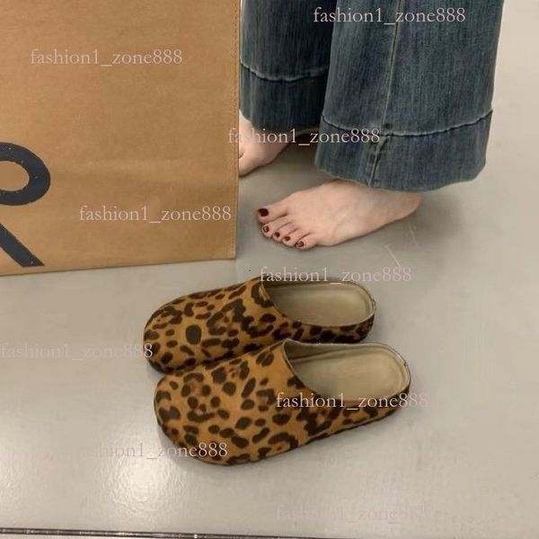 NEW designer shoes clogs flat heels slippers clog mens shoes women shoes designer sandals designer slides mules cork flat soft fluffy leathe