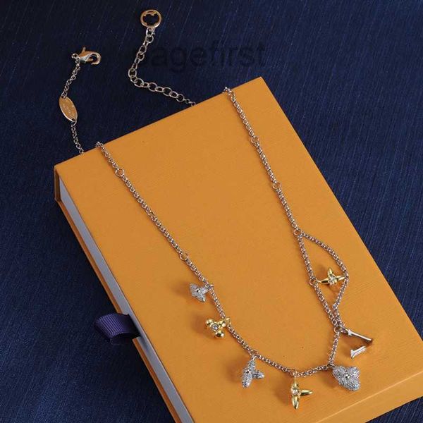 Designer Pendant Necklaces Letter L Chokers Luxury Women Fashion Jewelry Metal Pearl Necklace Jewelry