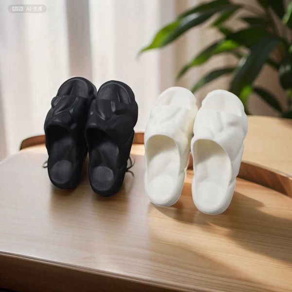 Designer Slippers for Women New Home Leisure Soft Bottom Beach Outerwear Summer Cool Slippers for Women with Thick