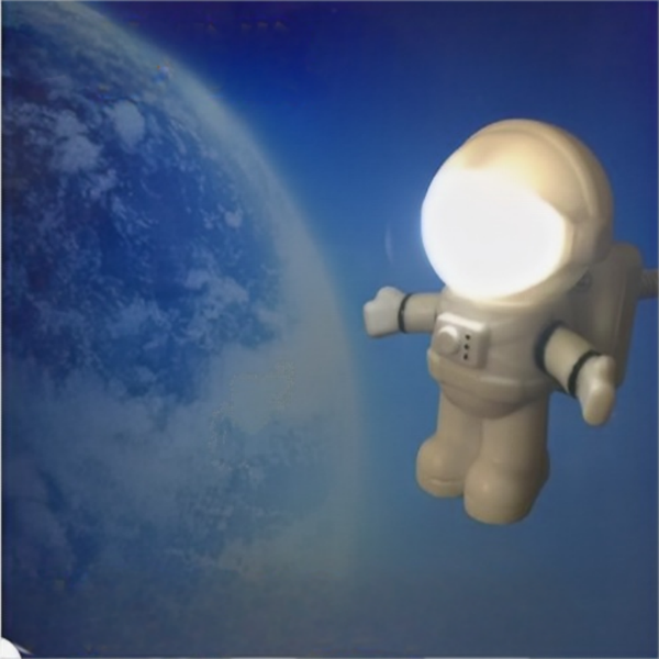 Fashionable and Simple Space Astronaut USB Night Light Keyboard Light, 6K
