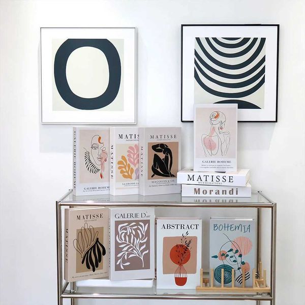 Luxury fake books decorative art simulation books living rooms coffee tables books villas hotels home decoration props books W240826