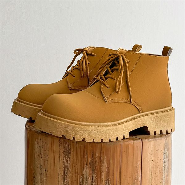 Designer snow boots with mid top insulation, outdoor Martin boots, fashionable and versatile hiking boots, casual and niche trendy shoes