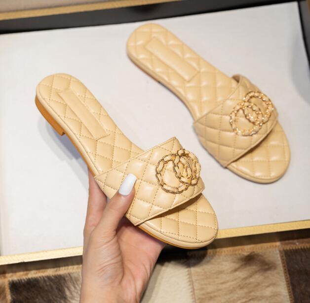 Designer Slide Sandals Luxury Slides Leather Mid Heel Sandal Slippers Fashion Wedding Party Shoes Flats Ankle Buckle Rubber Sole Mules Summer Beach