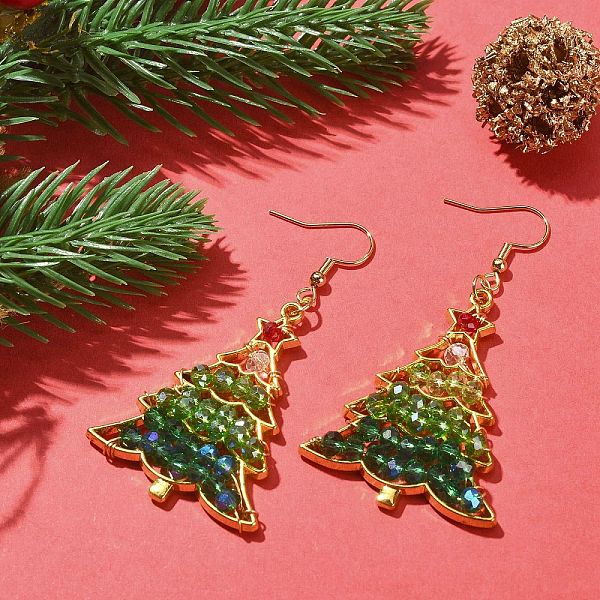 Boucles d'oreilles pendantes sapin de noël en perles de verre