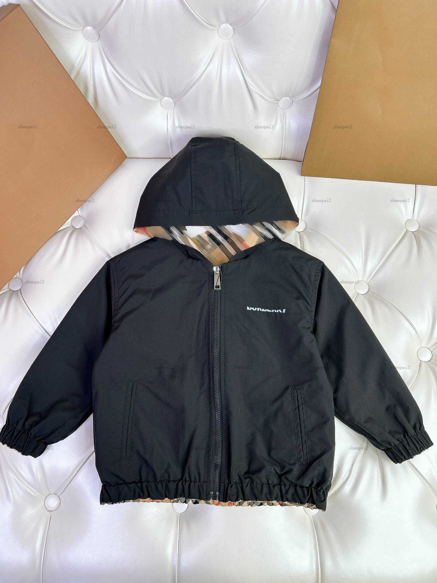 Luxury baby designer jacket Plaid printing toddler coat Size 100-150 Double sided use kids clothes hooded child Outerwear