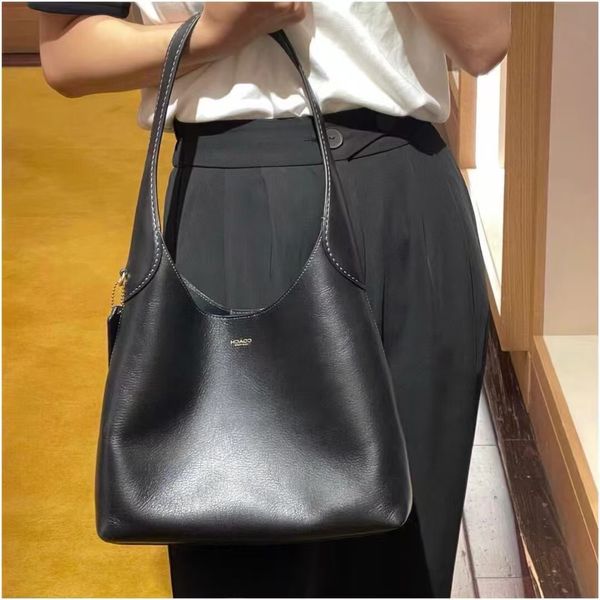 High quality new product in August CU068 Brooklyn shoulder bag, women&#039;s armpit bag designer bag, grain leather half-moon bag style, fas