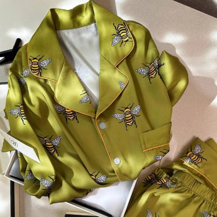 Fashion Luxury Designer Womens Pajamas Sets Spring Autumn 2 Piece Bee Print Pyjama Faux Silk Satin Sleepwear Long Sleeve Button Pijama Mujer Pjs Hom